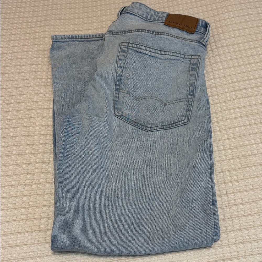 American Eagle 🦅 Men's Light Blue Jeans